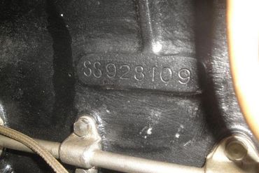 54733