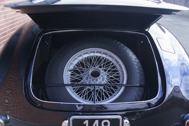 220827 W 6 C 2500 37