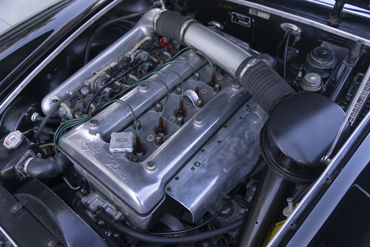 220422 W 2600 84