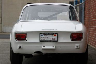 92382