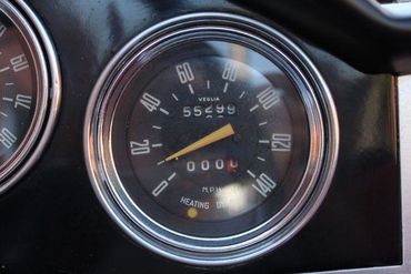 133687