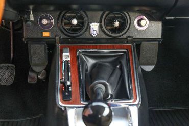 156559