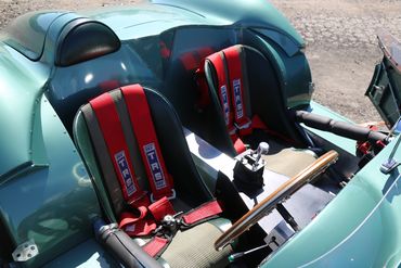 Interior 8