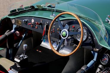 Interior 14
