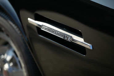 251208 Aston V8 24