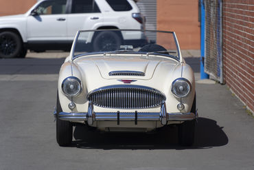 220430 W Healey 3000 05