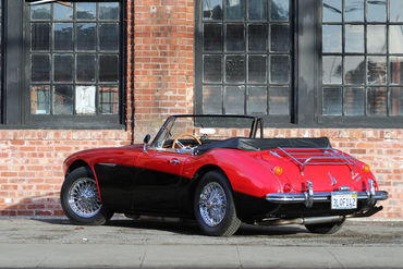 Rear qtr low 1