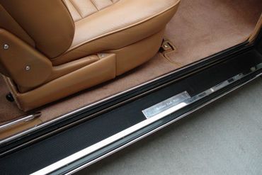 22005