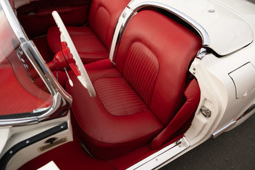 251024 White Vette 45