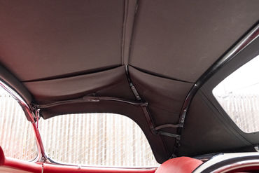 251106 White Vette 047