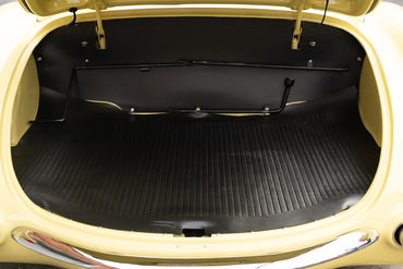 251024 Yellow Vette 112