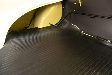 251024 Yellow Vette 113