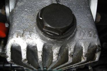 39001