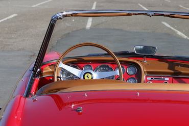 Interior 5