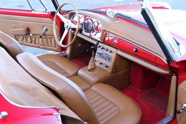Interior 6