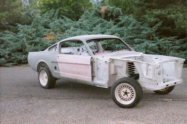 44423