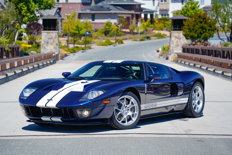 230810 Ford GT HERO 01