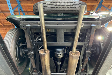 220820 U Jaguar SS100 02