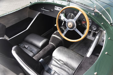 211023 W Jaguar C 41