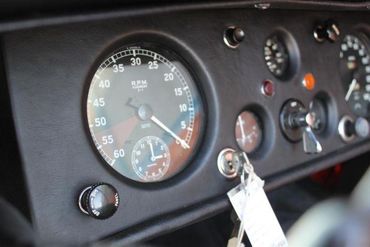 55762
