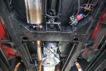 156458