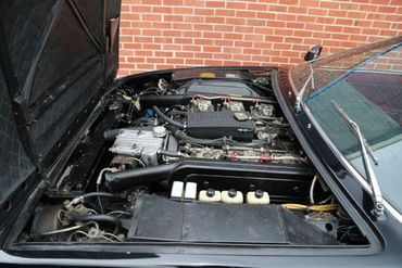 147372