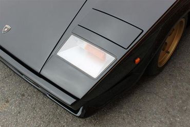 52704