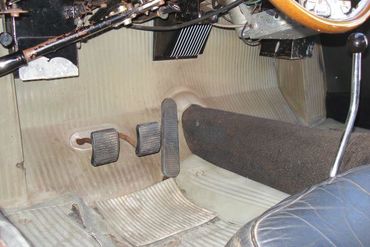 19646
