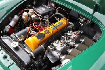 68087