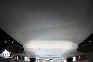 68318