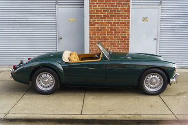 221209 W MGA 07