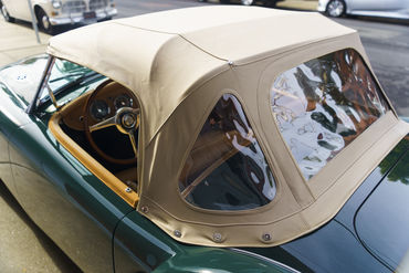 221209 W MGA 21