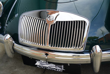221209 W MGA 34