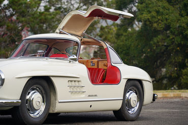 231202 300 SL OS 14