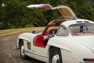 231202 300 SL OS 15