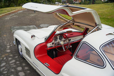 231202 300 SL OS 23