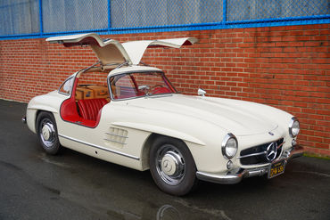 231202 300 SL W 08