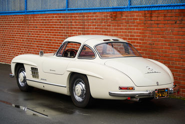 231202 300 SL W 13