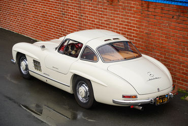 231202 300 SL W 14