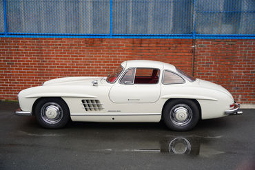 231202 300 SL W 15