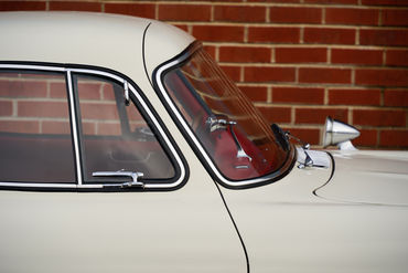 231202 300 SL W 23