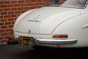 231202 300 SL W 30