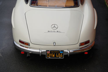 231202 300 SL W 37