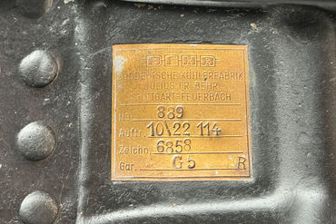 231202 300 SL W 90