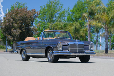 250524 280 SE Convertible BROWN 001