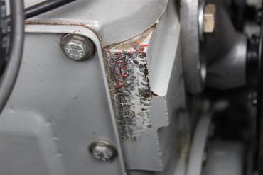 55157