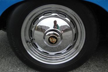 42743