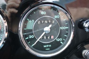 95300
