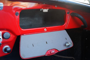 231111 356 C Cab W 51