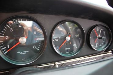 104991